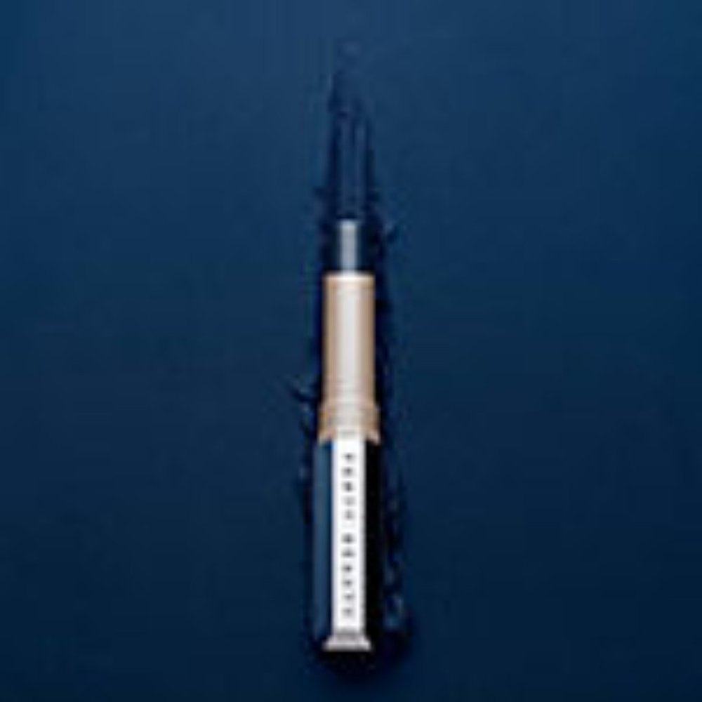 NIB! FENTY BEAUTY LIPSTICK - CLAPBACK - Picture 2 of 3